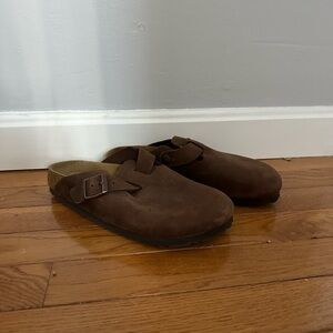 Birkenstock Tan Leather Clogs with Buckle